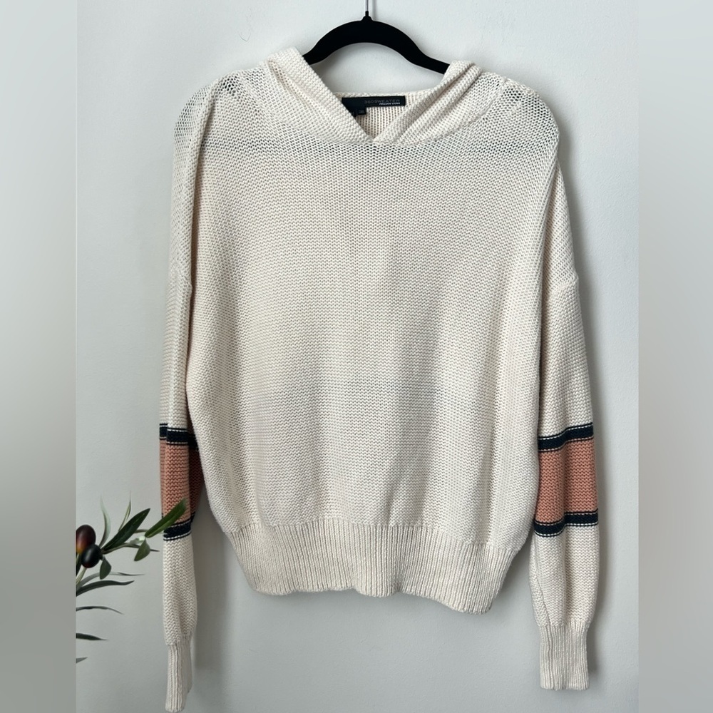 360 Sweater Italian Yarn Sweater - Picture 2 of 10